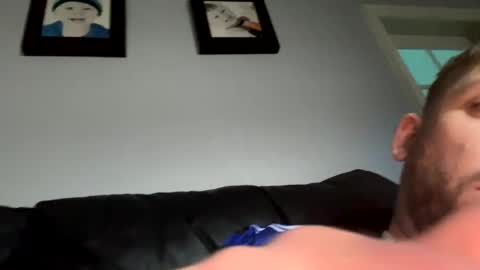 Snapshot of skuzzy25 chatting on February 2025 01:35:02 PM skuzzy25 online show from February 2025 01:35:02 PM