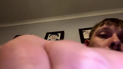 Snapshot of skuzzy25 chatting on March 2025 05:12:01 AM skuzzy25 online show from March 2025 05:12:01 AM