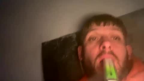 Snapshot of skuzzy25 chatting on March 2025 01:34:02 AM skuzzy25 online show from March 2025 01:34:02 AM