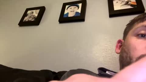 Snapshot of skuzzy25 chatting on March 2025 10:56:01 PM skuzzy25 online show from March 2025 10:56:01 PM