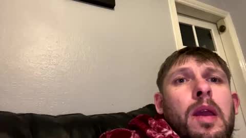 Snapshot of skuzzy25 chatting on March 2025 03:43:01 AM skuzzy25 online show from March 2025 03:43:01 AM