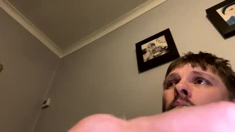 Snapshot of skuzzy25 chatting on March 2025 03:45:01 AM skuzzy25 online show from March 2025 03:45:01 AM