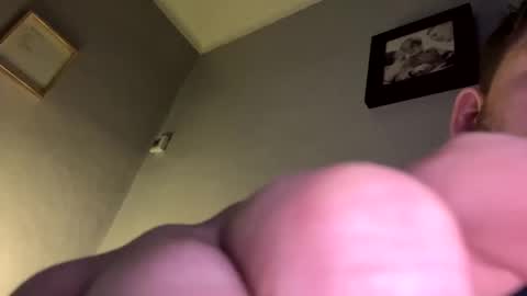 Snapshot of skuzzy25 chatting on March 2025 12:00:02 AM skuzzy25 online show from March 2025 12:00:02 AM