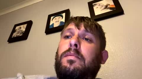 Snapshot of skuzzy25 chatting on October 2025 11:33:01 PM skuzzy25 online show from October 2025 11:33:01 PM