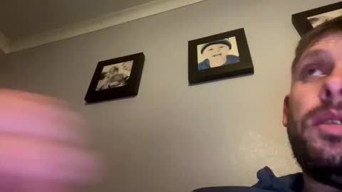 skuzzy25 online show from May 2026 03:01:01 AM