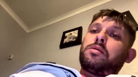 skuzzy25 online show from June 2026 10:48:01 PM