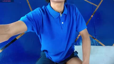 sky_walkerss online show from May 2026 05:17:02 PM