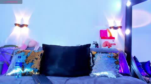 sky_walkerss online show from June 2026 08:03:01 PM