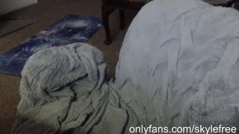 SKYLE   online show from December 2024 02:53:01 AM