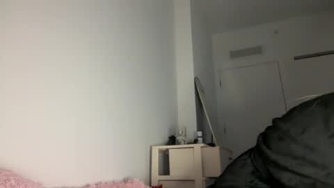 Skye online show from July 2026 02:03:01 AM