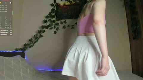 Snapshot of skyedavis chatting on May 2026 01:41:01 PM skyedavis online show from May 2026 01:41:01 PM