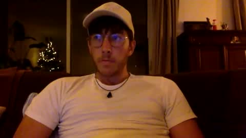 Snapshot of skyisthelimit1995 chatting on December 2025 08:15:02 PM skyisthelimit1995 online show from December 2025 08:15:02 PM