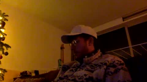 Snapshot of skyisthelimit1995 chatting on December 2025 04:57:01 PM skyisthelimit1995 online show from December 2025 04:57:01 PM