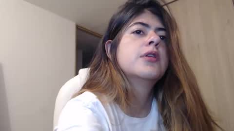 Snapshot of skyler1195 chatting on January 2025 06:47:02 AM Skyler online show from January 2025 06:47:02 AM