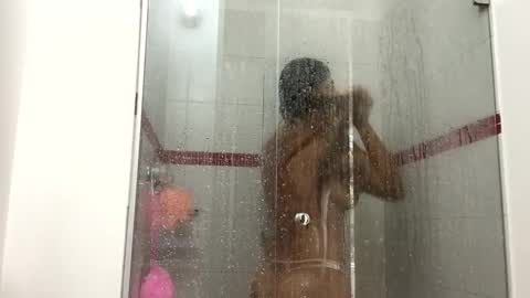 Snapshot of skyler1195 chatting on January 2025 02:30:02 PM Skyler online show from January 2025 02:30:02 PM