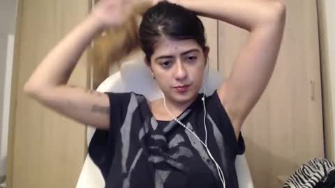 Snapshot of skyler1195 chatting on February 2025 03:53:01 AM Skyler online show from February 2025 03:53:01 AM