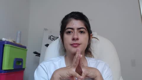 Snapshot of skyler1195 chatting on February 2025 05:30:01 PM Skyler online show from February 2025 05:30:01 PM