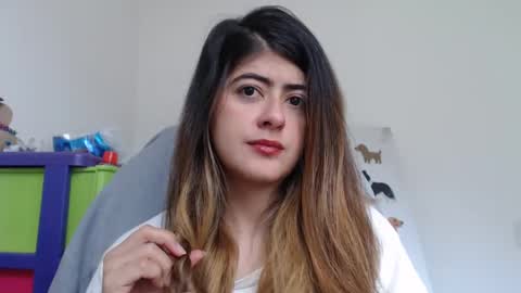 Snapshot of skyler1195 chatting on February 2025 06:32:02 PM Skyler online show from February 2025 06:32:02 PM