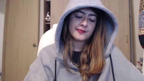 Snapshot of skyler1195 chatting on March 2025 03:45:01 AM Skyler online show from March 2025 03:45:01 AM