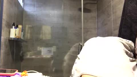 Snapshot of skyler1195 chatting on October 2025 10:51:02 PM Skyler online show from October 2025 10:51:02 PM