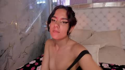 skyler_rouse online show from May 2026 08:17:01 PM