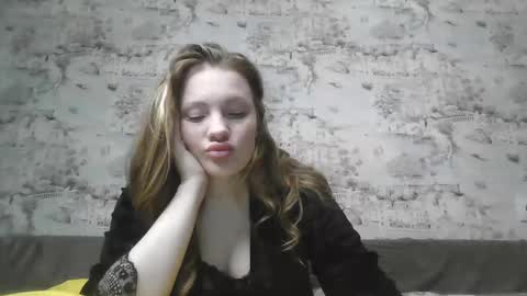 Skyler online show from February 2025 03:58:02 PM