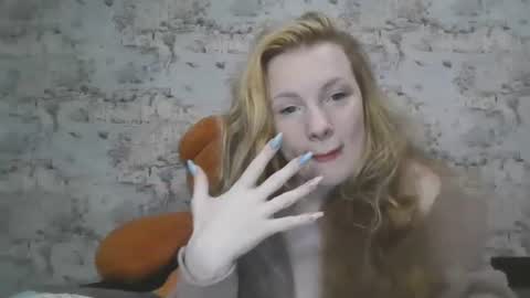 Skyler online show from October 2025 02:38:02 PM