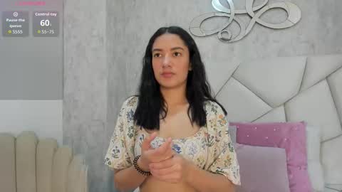 Skyler online show from December 2025 08:07:02 PM