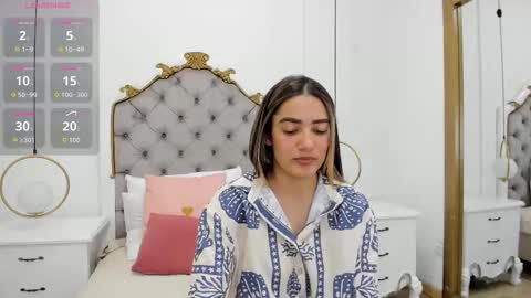 Snapshot of skylerwhite02 chatting on March 2026 03:32:02 AM Skyler online show from March 2026 03:32:02 AM