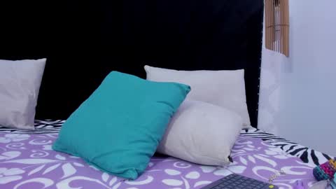 Snapshot of skynny_horney chatting on February 2025 09:16:02 PM Skynny online show from February 2025 09:16:02 PM