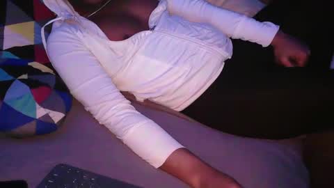 skyonetoo3 online show from February 2025 11:43:02 AM