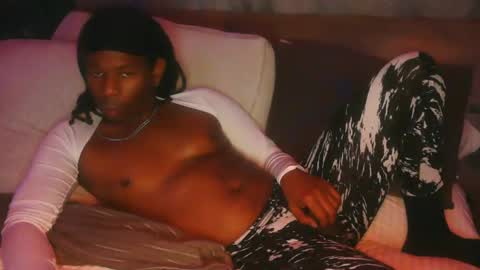 skyonetoo3 online show from September 2025 02:27:02 PM