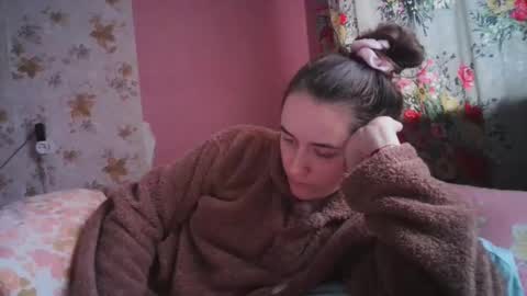 skyressie333 online show from December 2024 11:22:02 AM