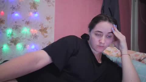 skyressie333 online show from December 2024 05:40:01 PM