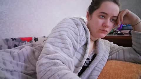 skyressie333 online show from February 2025 07:44:02 AM