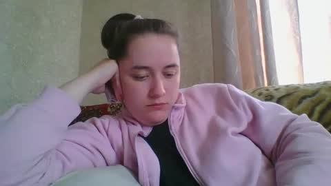 Snapshot of skyressie333 chatting on April 2026 06:27:01 AM skyressie333 online show from April 2026 06:27:01 AM