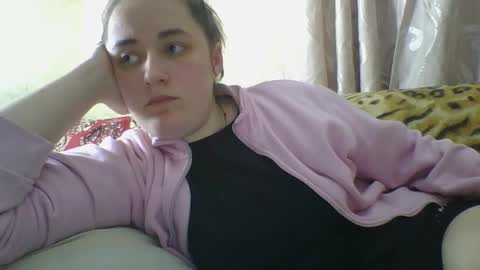 Snapshot of skyressie333 chatting on April 2026 06:53:02 PM skyressie333 online show from April 2026 06:53:02 PM