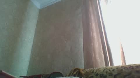 Snapshot of skyressie333 chatting on April 2026 07:06:02 AM skyressie333 online show from April 2026 07:06:02 AM