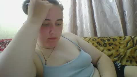 Snapshot of skyressie333 chatting on May 2026 07:20:01 PM skyressie333 online show from May 2026 07:20:01 PM