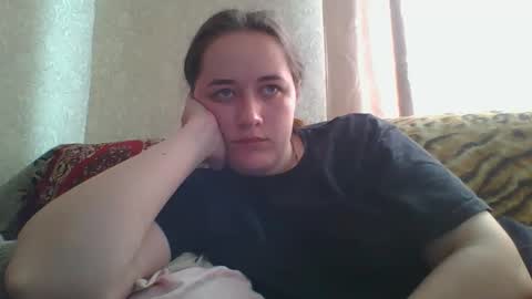 Snapshot of skyressie333 chatting on May 2026 06:00:02 AM skyressie333 online show from May 2026 06:00:02 AM
