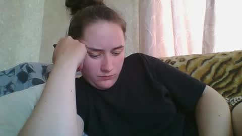 Snapshot of skyressie333 chatting on May 2026 09:37:01 AM skyressie333 online show from May 2026 09:37:01 AM