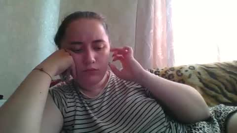 skyressie333 online show from June 2026 06:00:01 AM