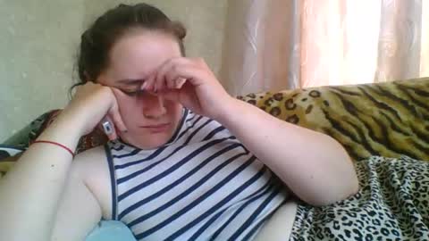 skyressie333 online show from June 2026 10:40:01 AM