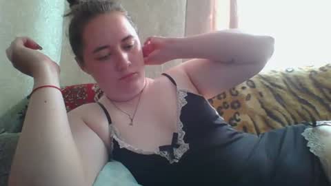 skyressie333 online show from June 2026 06:45:01 AM