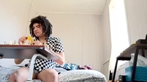 skysnicker online show from November 2025 04:18:02 PM