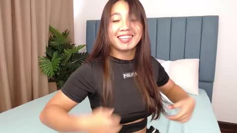 Snapshot of skytime96 chatting on October 2025 05:57:02 AM Sky online show from October 2025 05:57:02 AM