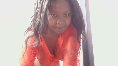 Snapshot of skyy_brown chatting on January 2025 02:11:01 AM Bella online show from January 2025 02:11:01 AM