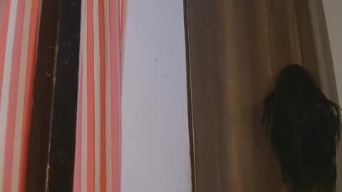 Snapshot of skyy_brown chatting on March 2025 03:37:02 PM Bella online show from March 2025 03:37:02 PM