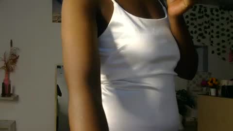 Bella online show from June 2026 12:41:02 AM