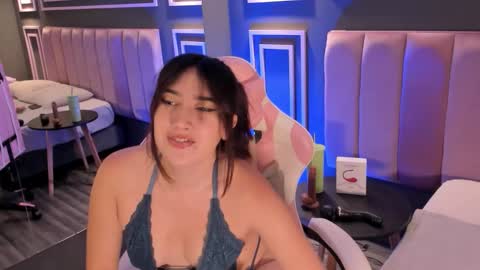 Snapshot of skyylee_ chatting on March 2026 01:17:01 PM abby online show from March 2026 01:17:01 PM